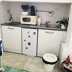 Parisian Crimee Cozy Studio