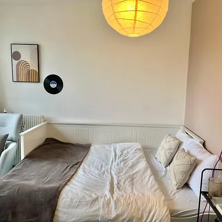 Apartment Parisian Crimee Cozy Studio